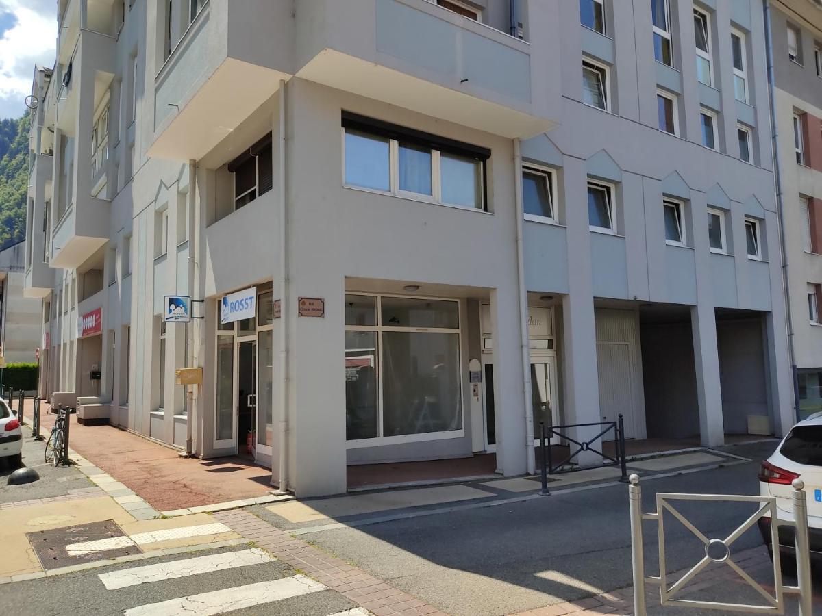 Appartement Entre Geneve Et Chamonix Au Pied Des Montagnes Cluses Exterior photo