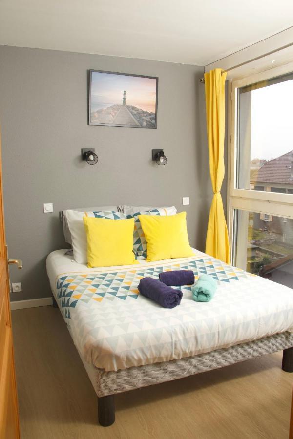 Appartement Entre Geneve Et Chamonix Au Pied Des Montagnes Cluses Exterior photo